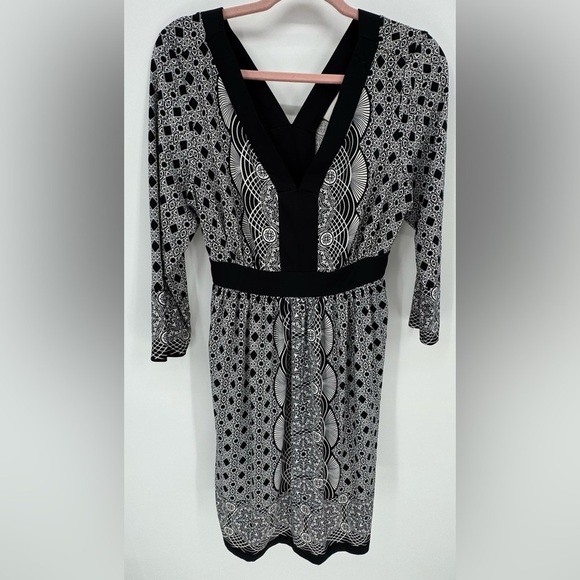 ECI New York Women's Dress Black/White Geometric Print Tie Back - Picture 1 of 10